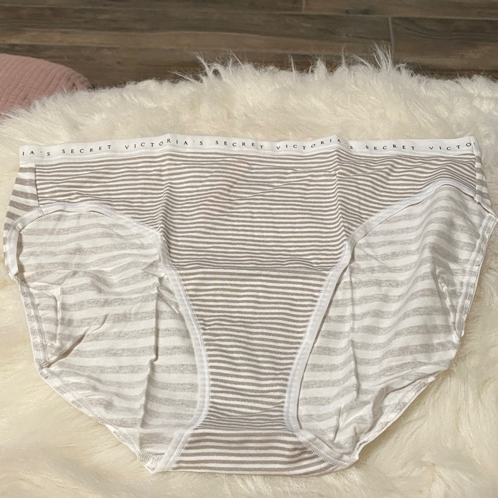 Victoria's Secret panty lot ( high-leg cut), 9 pairs - Picture 9 of 9